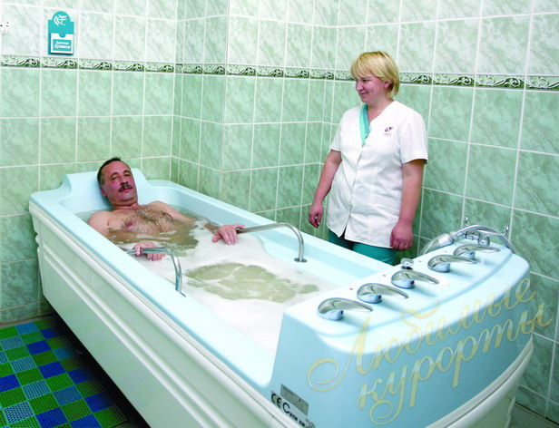 Подводный душ-массаж в санатории Родник Алтая © сан.